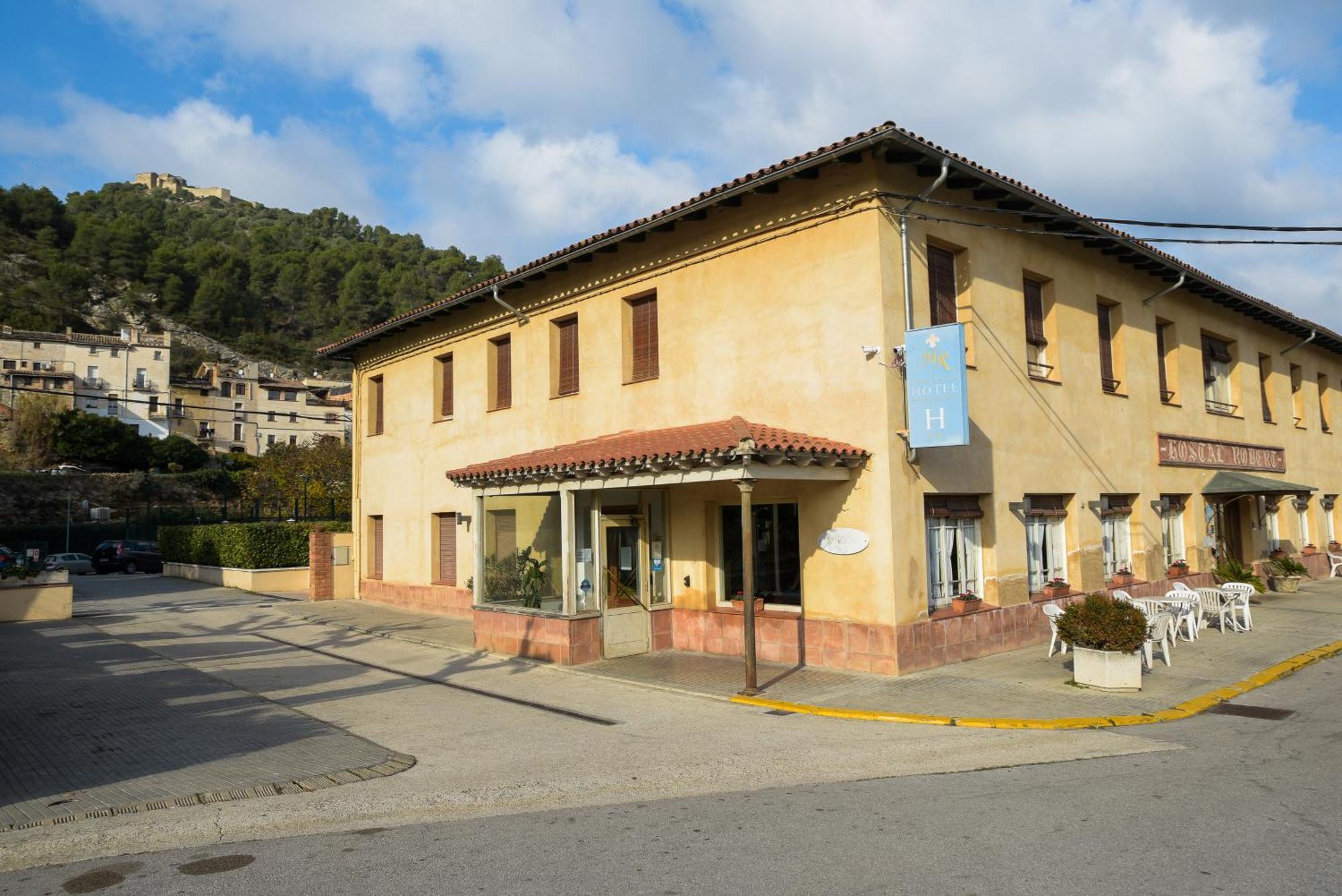 La Pobla de Claramunt Hotel Robert מראה חיצוני תמונה