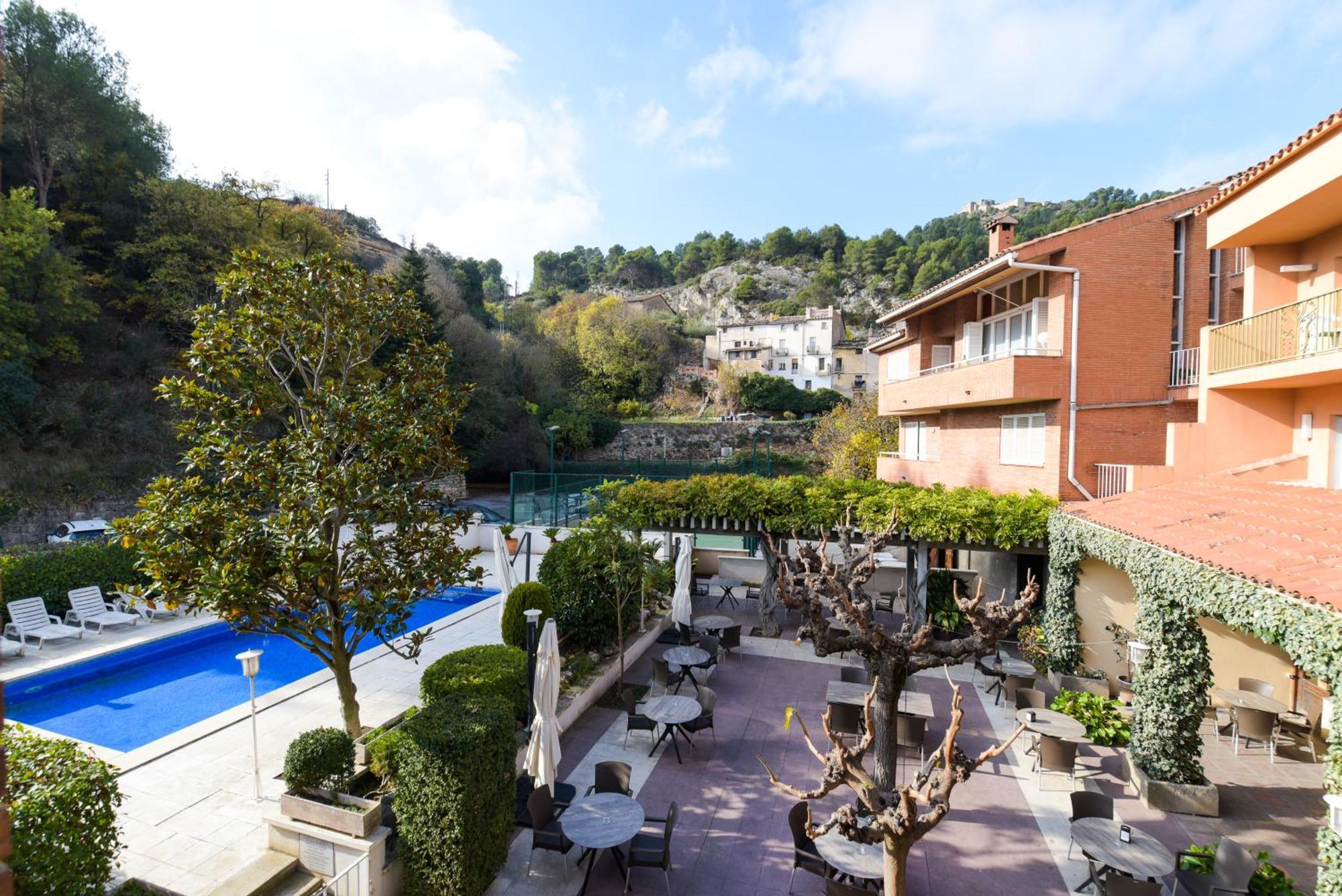 La Pobla de Claramunt Hotel Robert מראה חיצוני תמונה