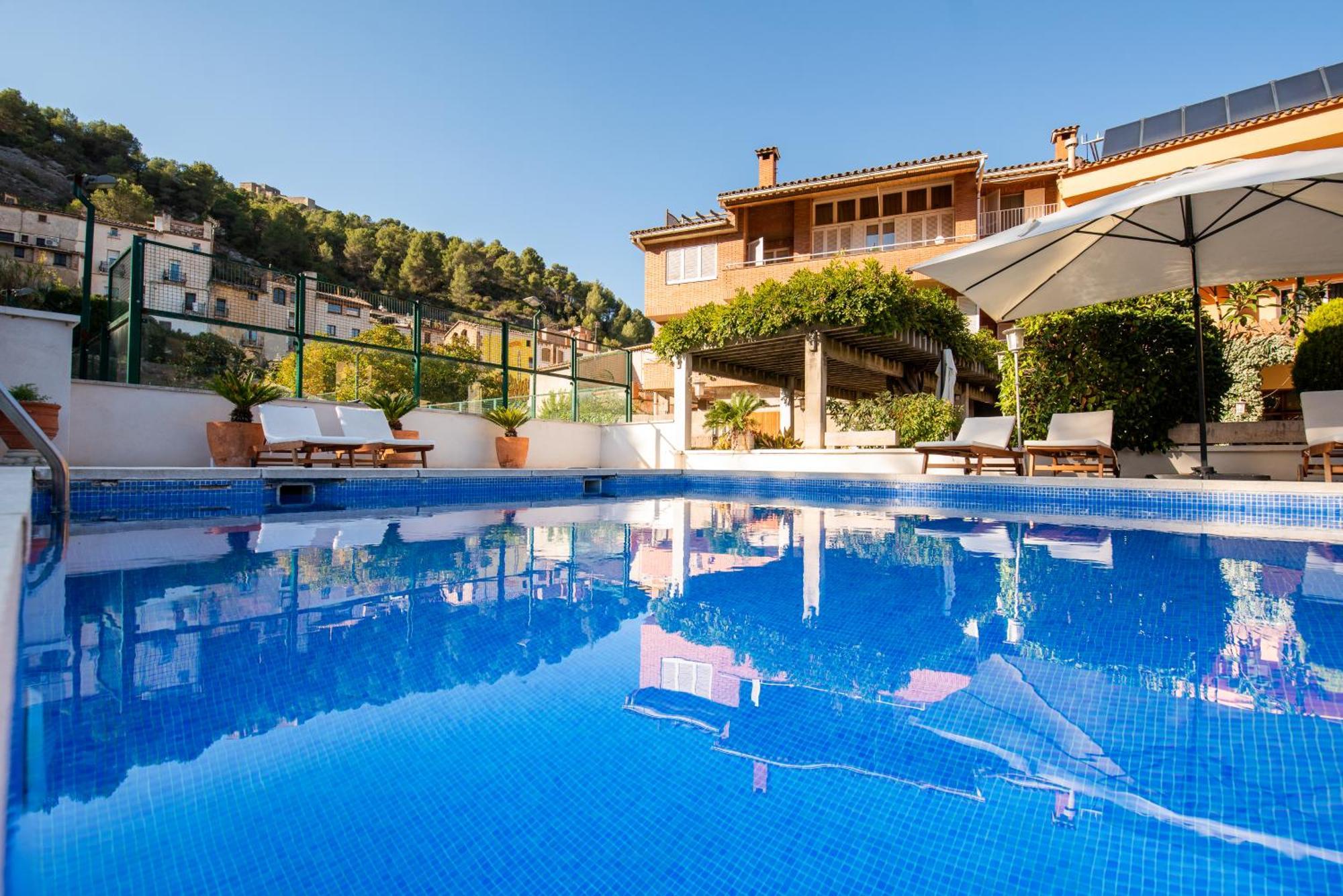 La Pobla de Claramunt Hotel Robert מראה חיצוני תמונה