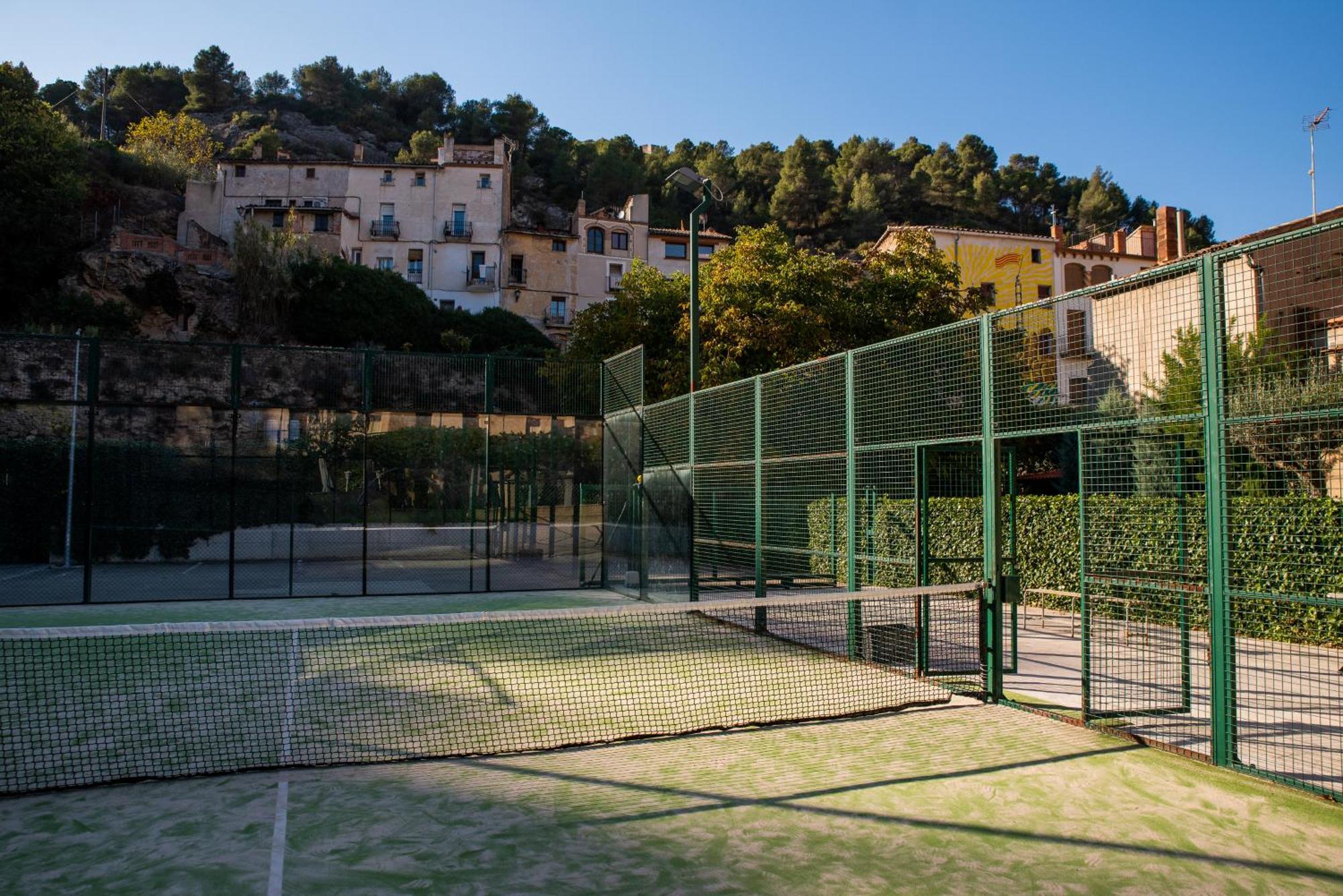La Pobla de Claramunt Hotel Robert מראה חיצוני תמונה