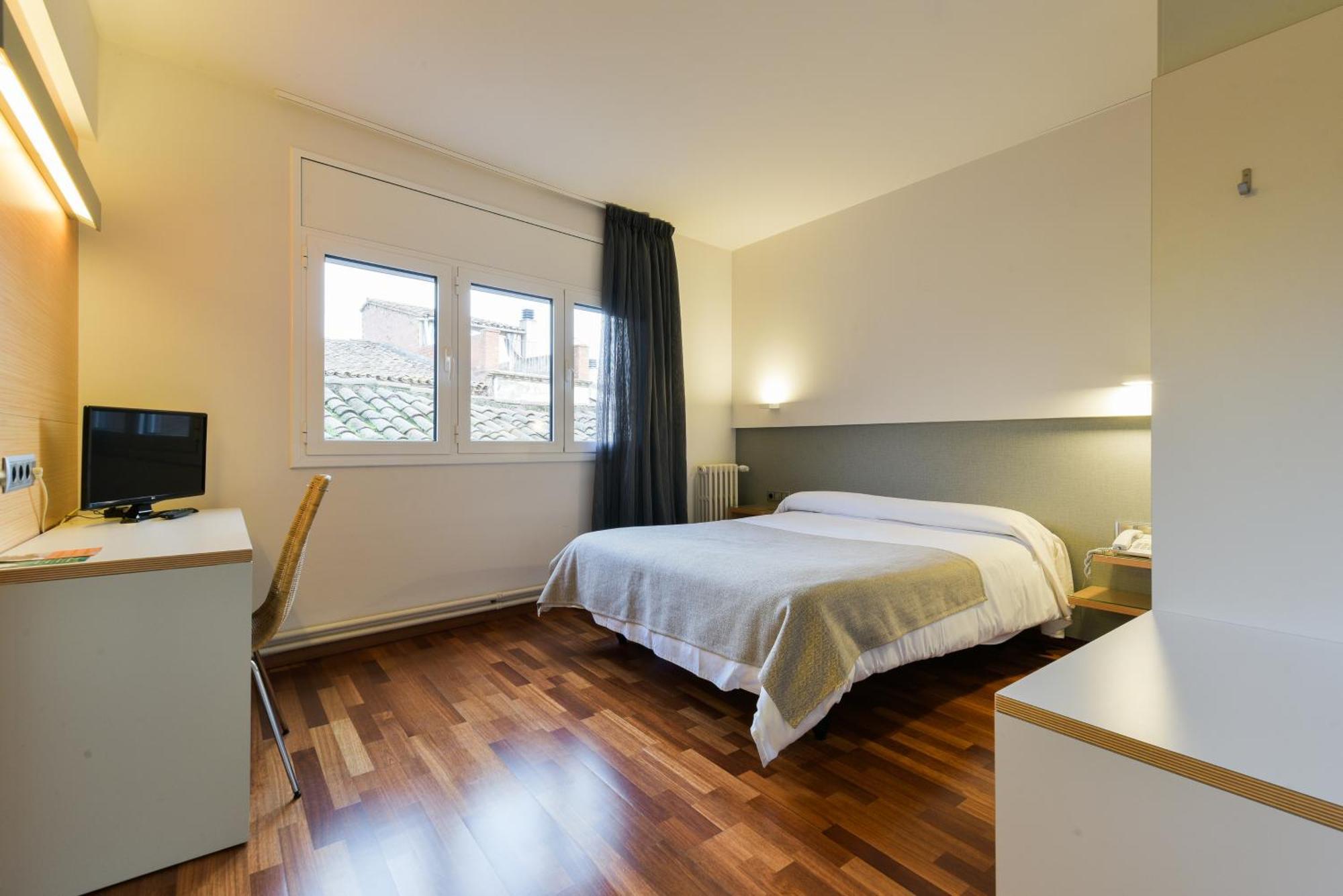 La Pobla de Claramunt Hotel Robert מראה חיצוני תמונה