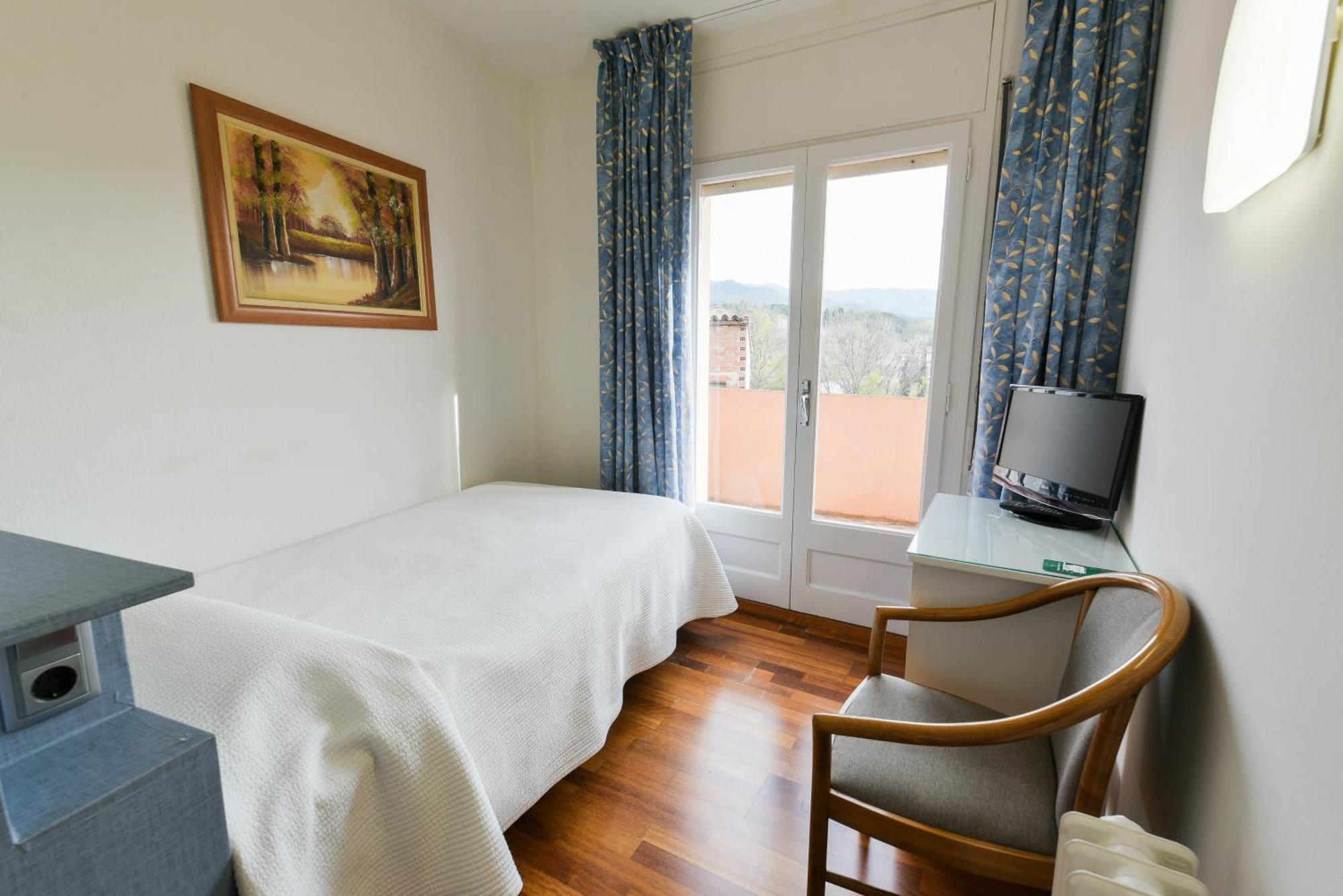 La Pobla de Claramunt Hotel Robert מראה חיצוני תמונה