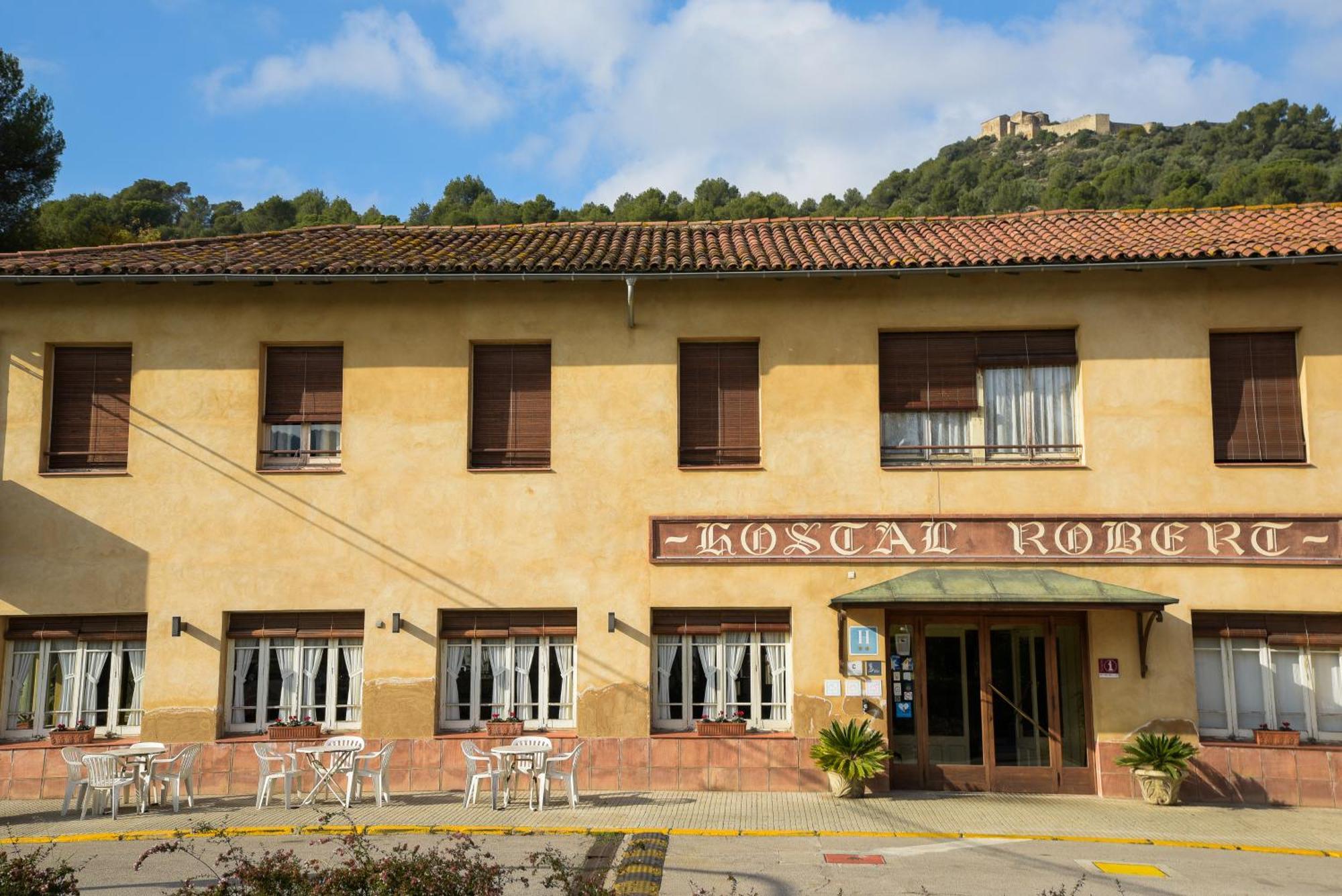 La Pobla de Claramunt Hotel Robert מראה חיצוני תמונה